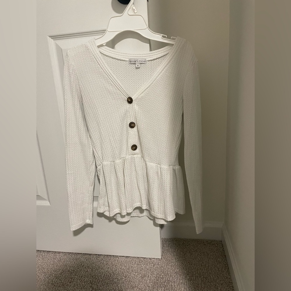 White top - size small